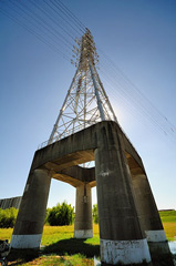 河原の鉄塔
